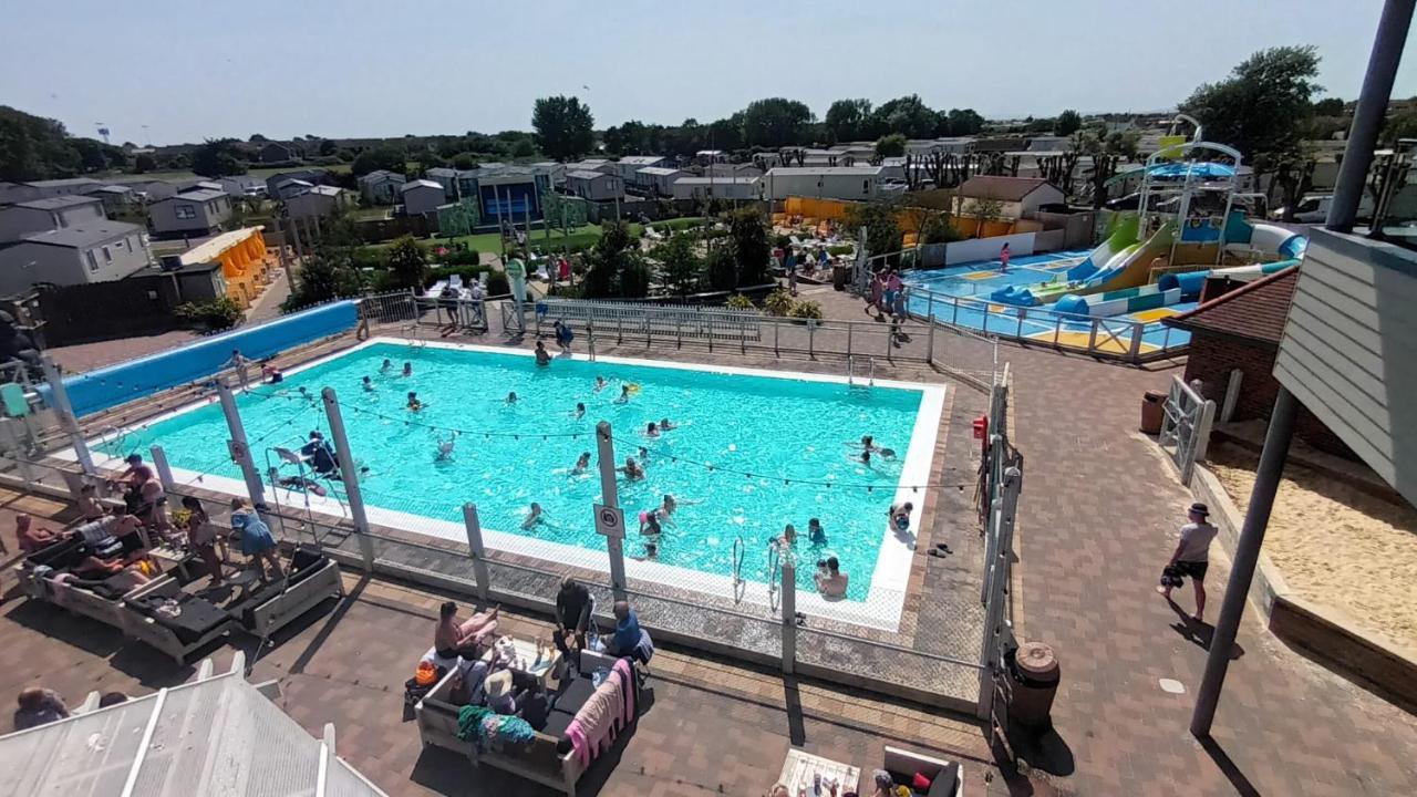 The Burrows Holiday Caravan, Seal Bay Selsey Zewnętrze zdjęcie